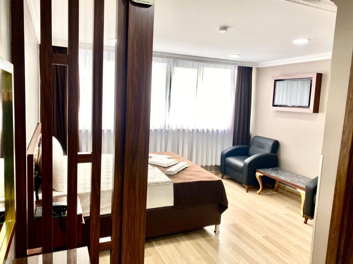 Otel Grand Oral